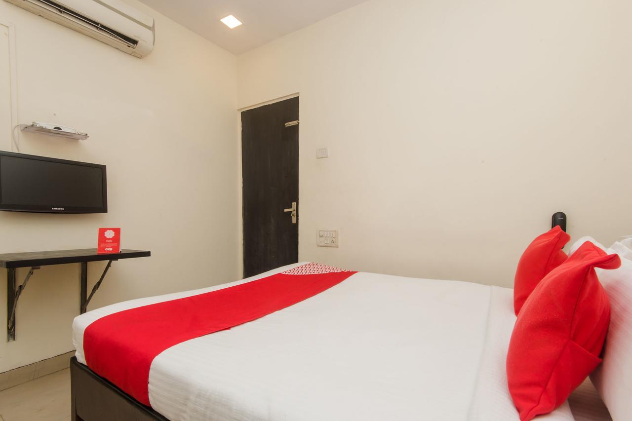 Oyo 10103 Hotel Aviva Bombaj Zewnętrze zdjęcie